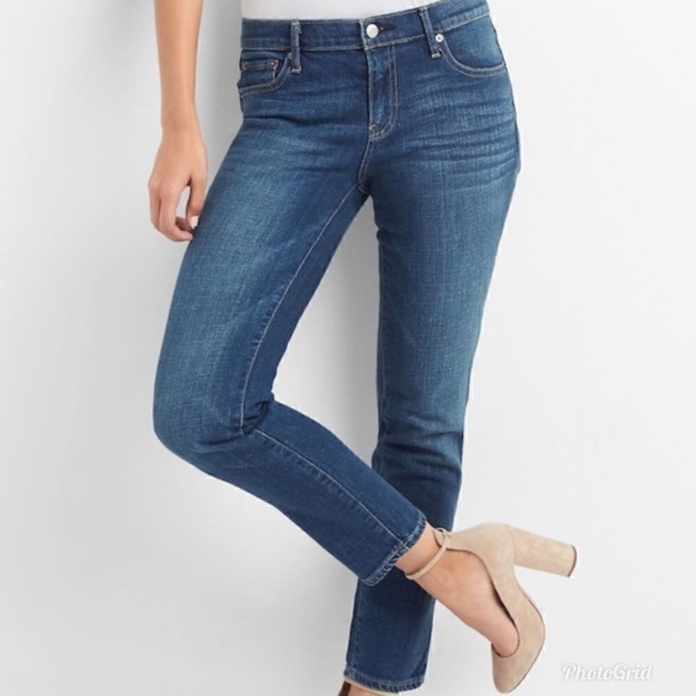 Gap Real Straight Jeans in Indigo Wash